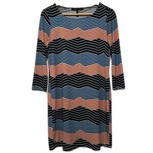 BCBG Maxazria Shift Dress Womens M Digital Wave Jersey Stretch 3/4 Sleeve Travel